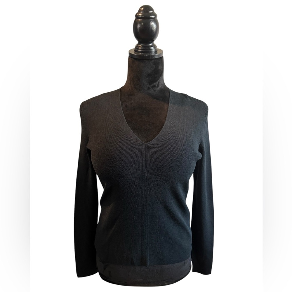 Ann Taylor Ribbed Long-Sleeves V-Neck Blouse, Small